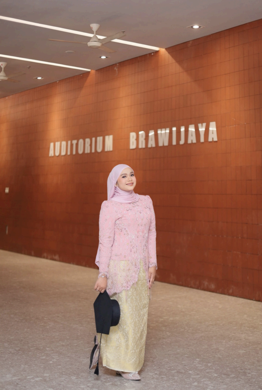 Cassie Soft Pink Isma 03 in Soft Pink