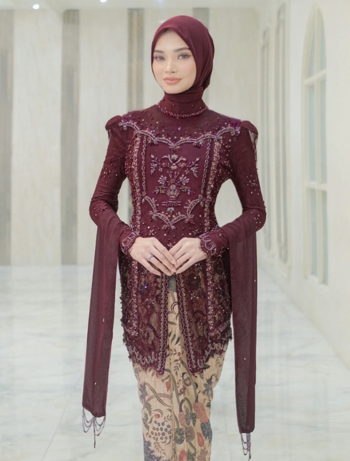 Ivory Studio Maroon in Maroon