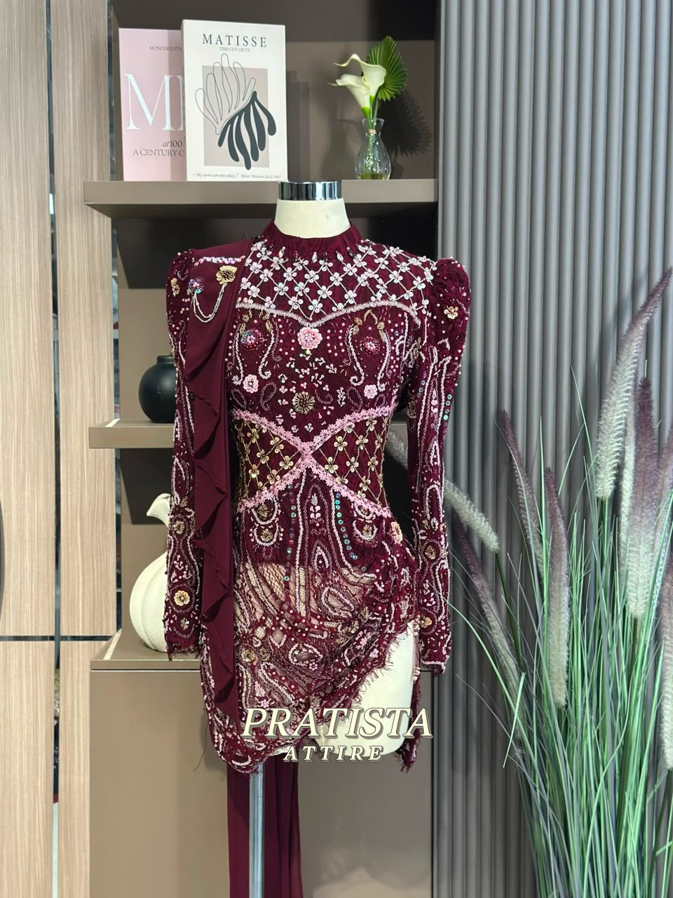 Madelline Rouge in Maroon